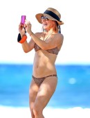 Alyson-Hannigan-204