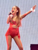 Ariana-Grande-KIIS-FM-Jingle-Ball-2014-LA-2