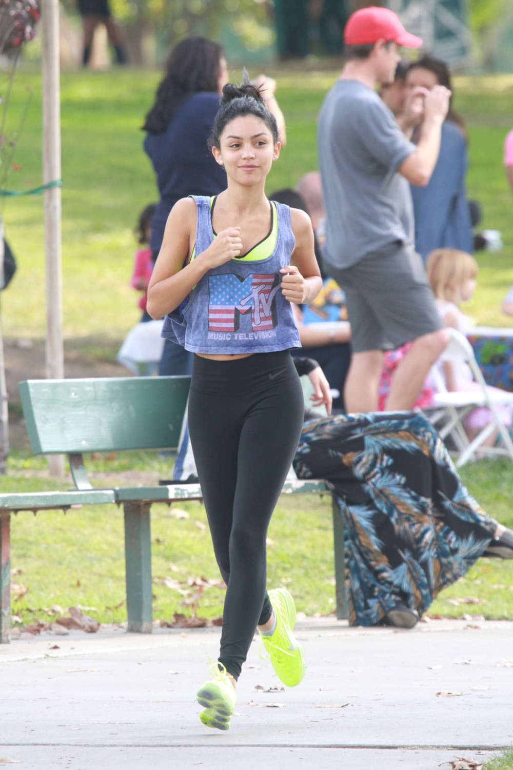 Bianca-Santos-10