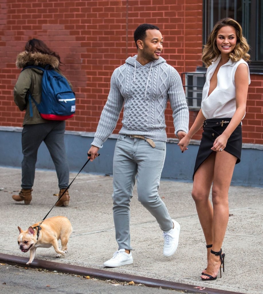 Chrissy-Teigen-Photoshoot-NYC-11