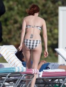 Jena-Malone-in-Bikini-1