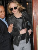 Jennifer-Lawrence-Booty-NYC-6