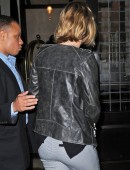 Jennifer-Lawrence-Booty-NYC-7