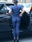 Lady-Gaga-Yoga-Class-NYC-1