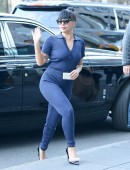 Lady-Gaga-Yoga-Class-NYC-3