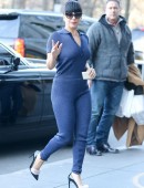 Lady-Gaga-Yoga-Class-NYC-5