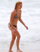 Margot-Robbie-912