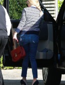 Reese-Witherspoon-Beverly-Hills-1