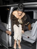 Rihanna-Nipslip-9