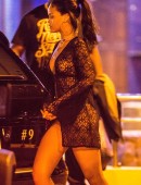 Rihanna-Upskirt-6