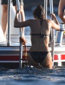 Salma-Hayek-in-Bikini-1