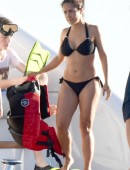 Salma-Hayek-in-Bikini-15