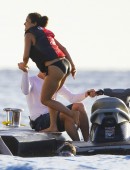 Salma-Hayek-in-Bikini-5