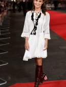 Alicia-Vikander-5