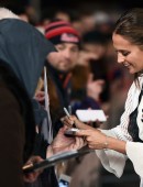 Alicia-Vikander-6