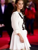 Alicia-Vikander-7