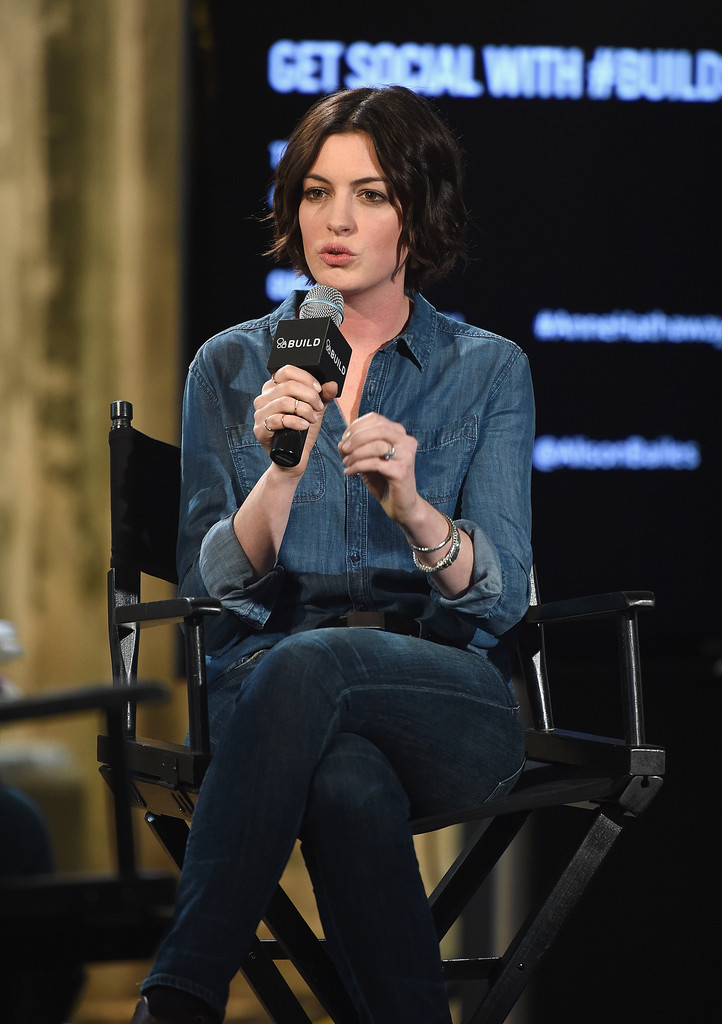 Anne-Hathaway-AOL-Build-Speaker-Series-NYC-2