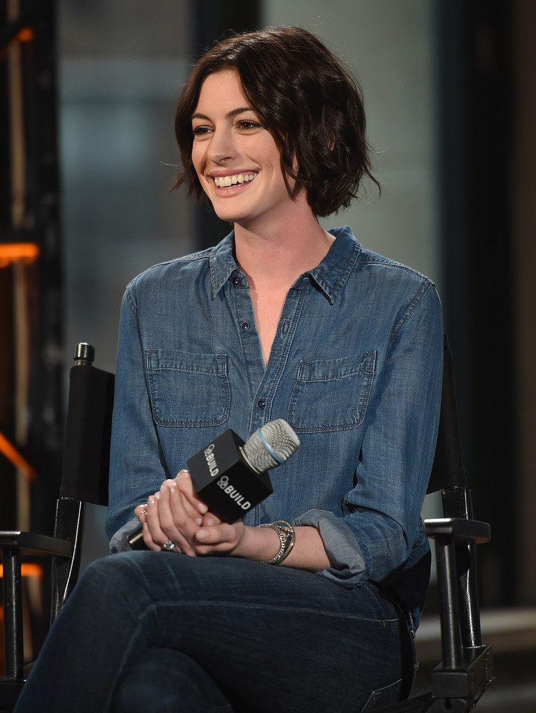 Anne-Hathaway-AOL-Build-Speaker-Series-NYC-3