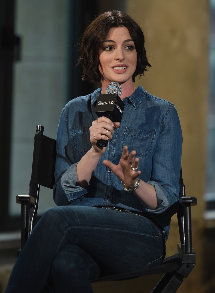 Anne-Hathaway-AOL-Build-Speaker-Series-NYC-4
