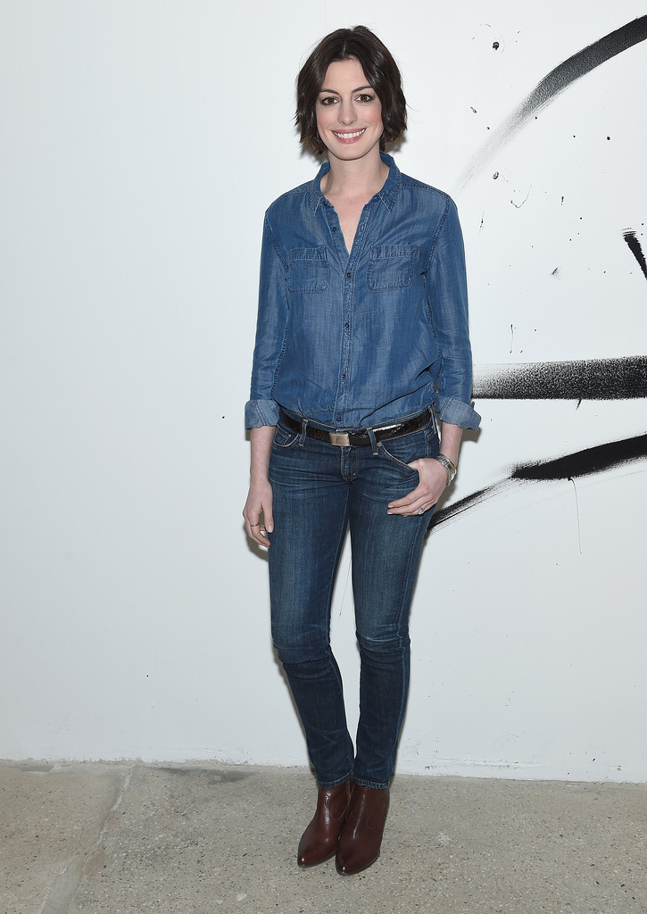 Anne-Hathaway-AOL-Build-Speaker-Series-NYC-6