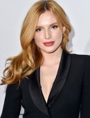 Bella-Thorne-103