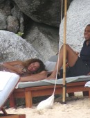 Beyonce-Thailand-5