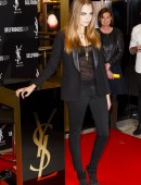 Cara-Delevingne-352