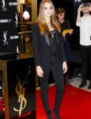 Cara-Delevingne-353