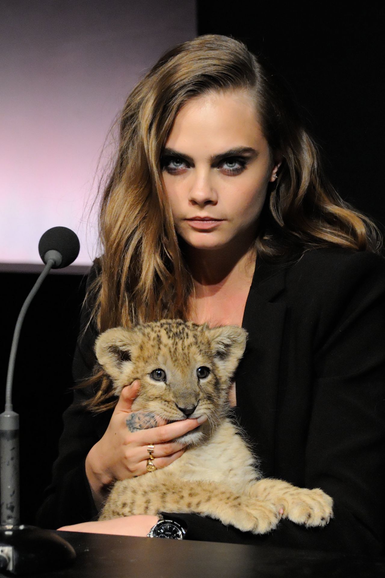 Cara-Delevingne-at-The-New-Face-of-Tag-Heuer-Press-Conference-in-Paris-France-1