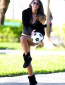 Claudia-Romani-Booty-Miami-Park-17