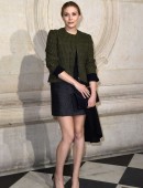 Elizabeth-Olsen-Christian-Dior-Fashion-Show-2015-2
