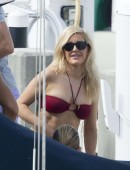 Ellie-Goulding-in-Bikini-10