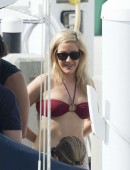 Ellie-Goulding-in-Bikini-4