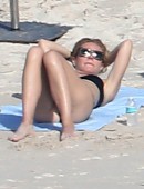 Gwyneth-Paltrow-in-Bikini-1