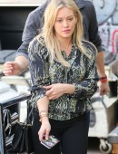 Hilary-Duff-123