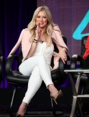 Hilary-Duff-203