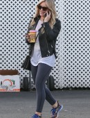 Hilary-Duff-Booty-11