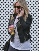 Hilary-Duff-Booty-9