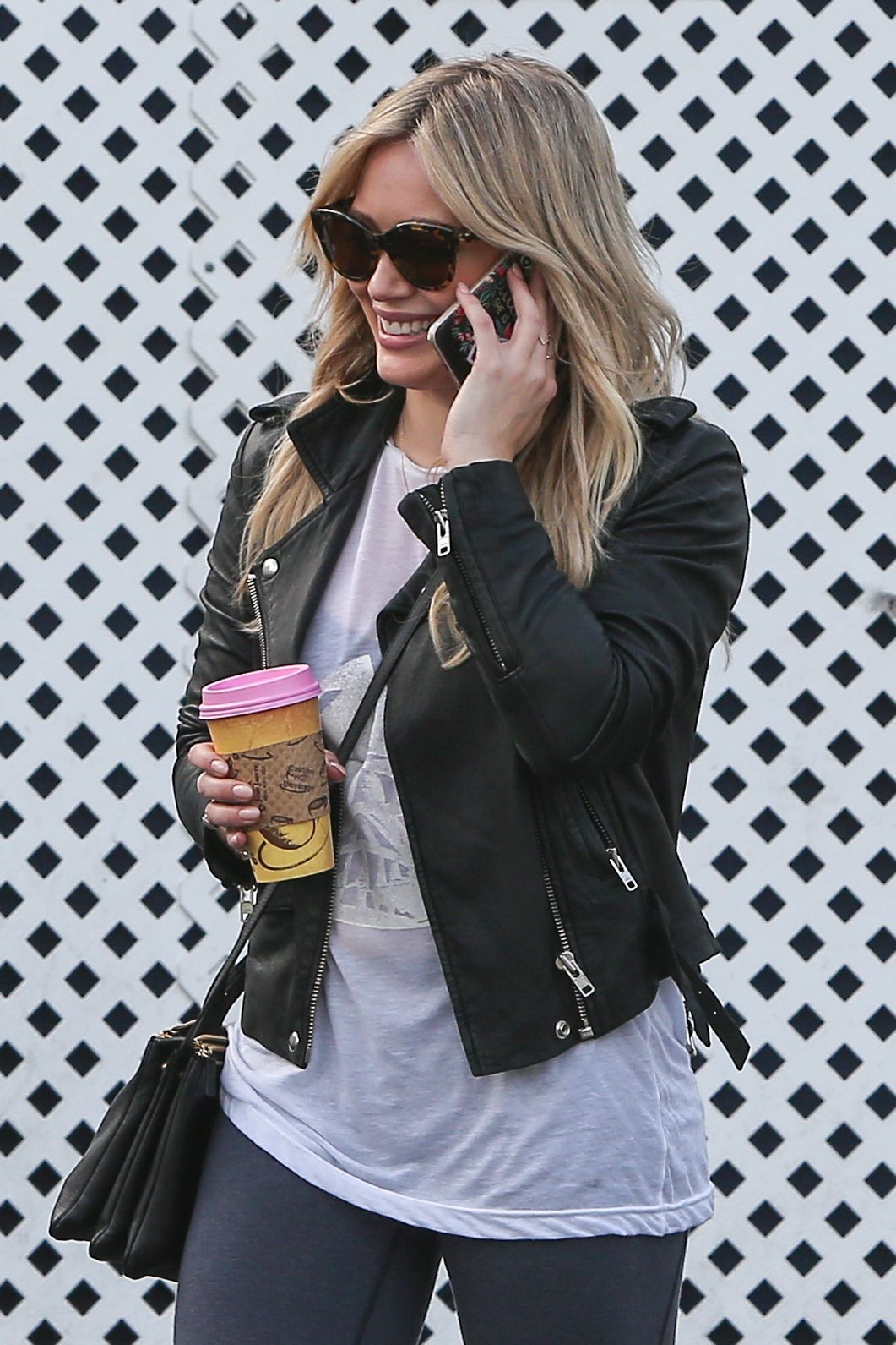 Hilary-Duff-Booty-9