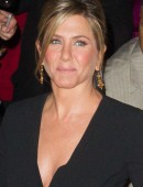 Jennifer-Aniston-NYC-6