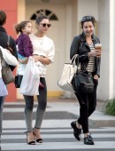 Katharine-McPhee-Beverly-Hills-2