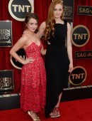 Maisie-Williams-and-Sophie-Turner-1