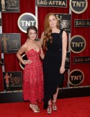 Maisie-Williams-and-Sophie-Turner-3