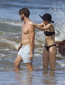 Miley-Cyrus-Bikini-27