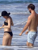 Miley-Cyrus-Bikini-31