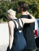 Miley-Cyrus-Lunch-36
