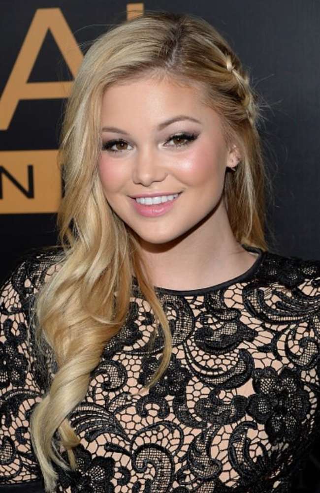 Olivia-Holt-Nine-Zero-One-Salon-Melrose-Place-Launch-Party-8