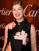Rosamund-Pike-3