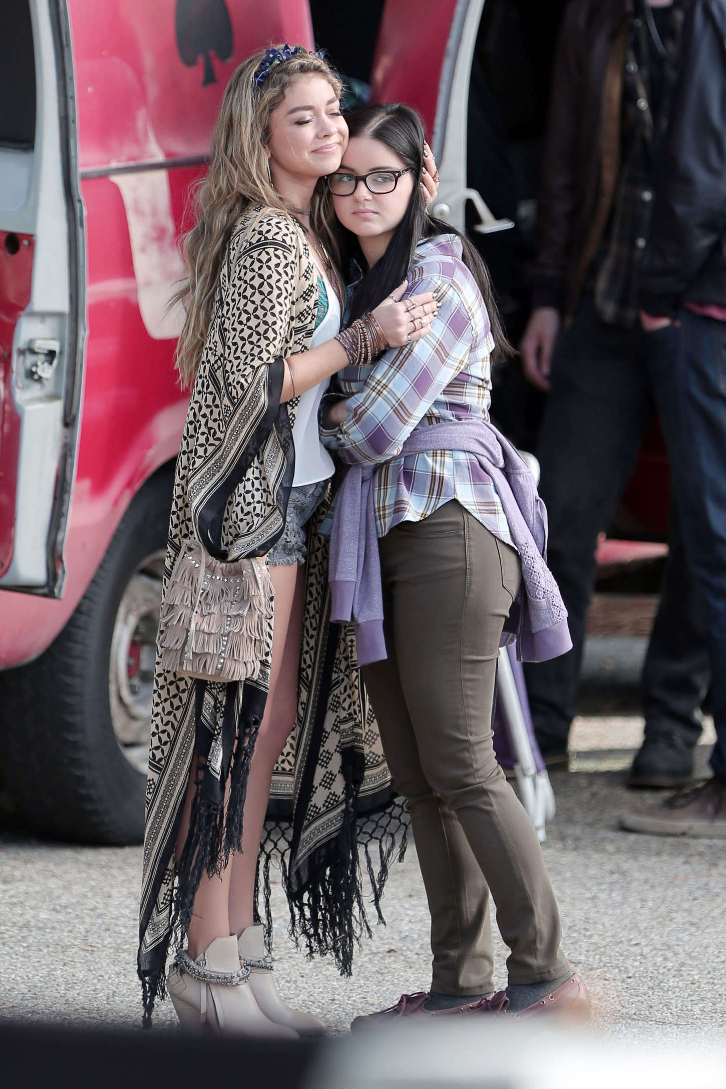 Sarah-Hyland-254