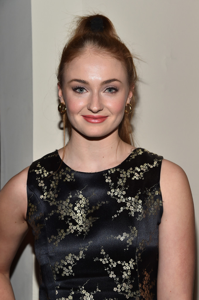 Sophie-Turner-EW's-Celebration-3